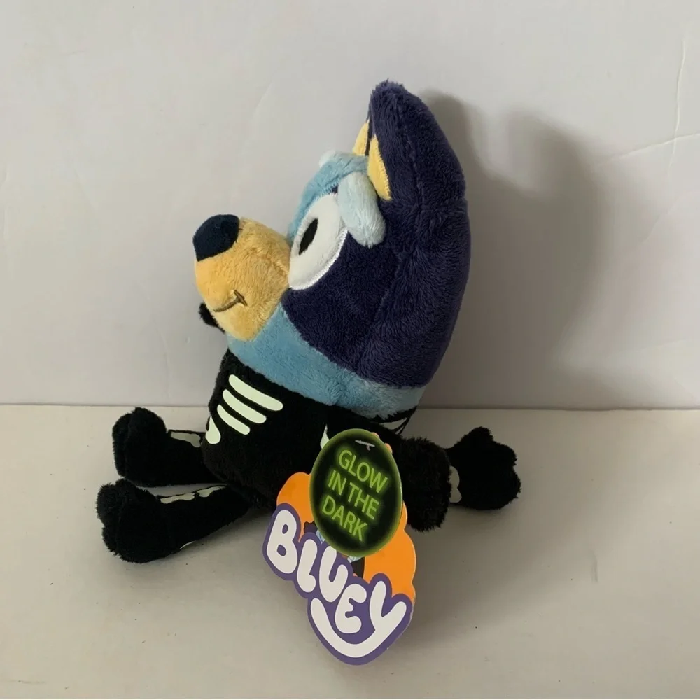 NWT. Bluey Glow-In-The-Dark Skeleton Costume Plush, 7.5